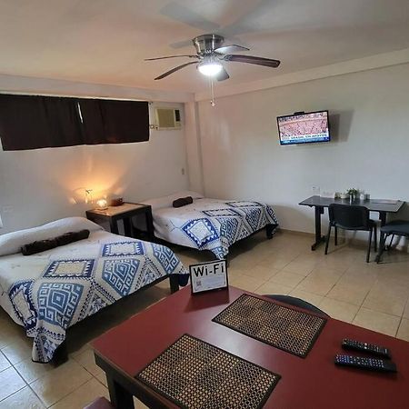 Depab Privado, Centrico,Wifi 80 Mb ,Aire Acondicionado ,Cocina, Cochera Techada, Ciudad Valles Exteriör bild